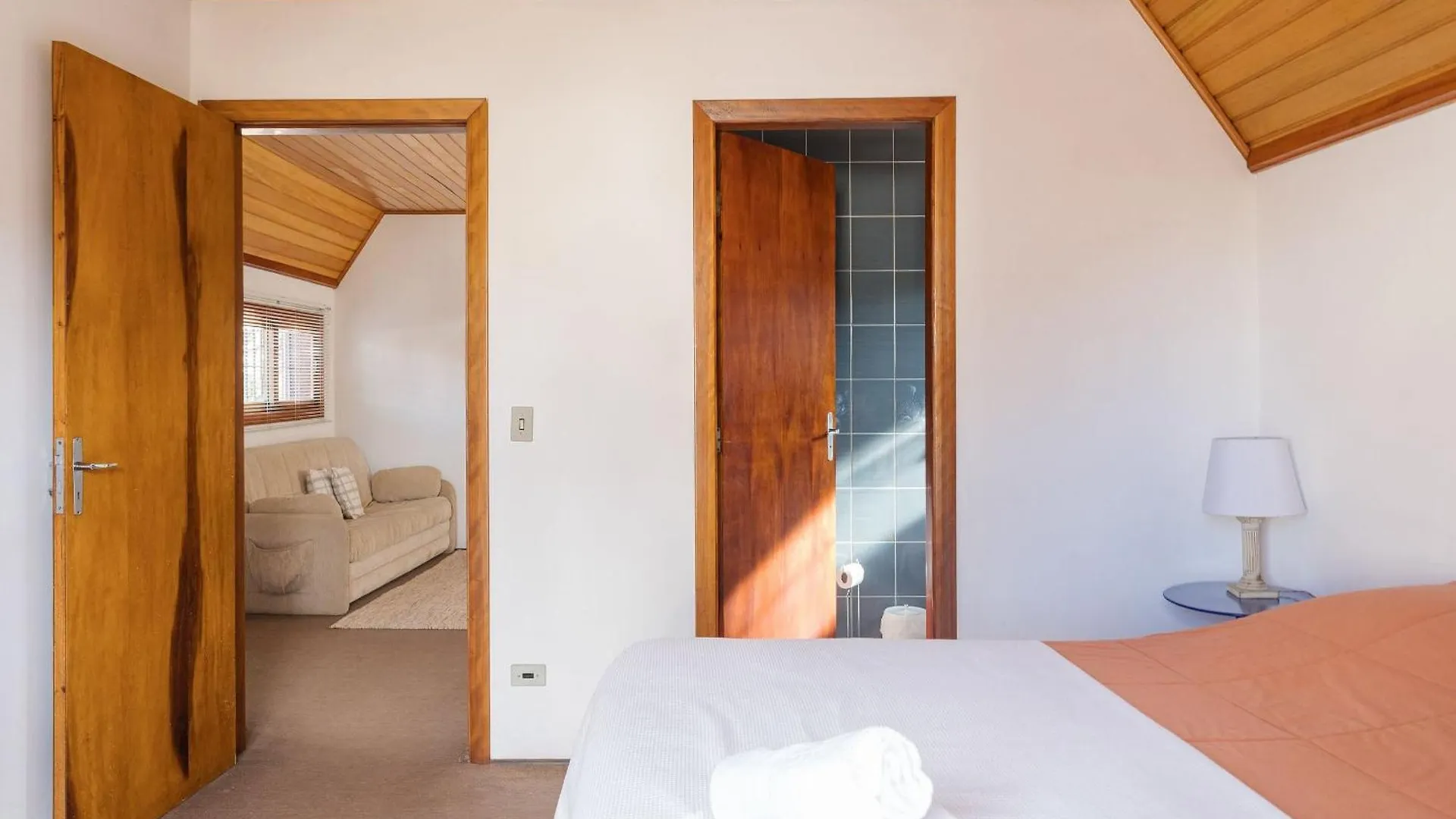 Casa Espacosa C/Lareira Em Campos Do Jordao Ras175